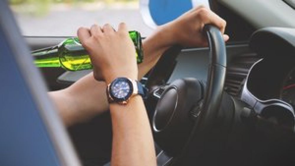 Congreso fija tope de alcohol en conductores para derivarlos a Fiscalía