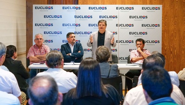 «Senadores deben ser hombres de bien, no industriales del cohecho», advierte Euclides