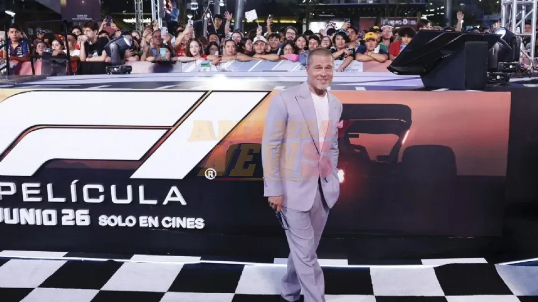 Brad Pitt conduce por primera vez un auto de Fórmula Uno, a una semana del estreno de su película ‘F1’