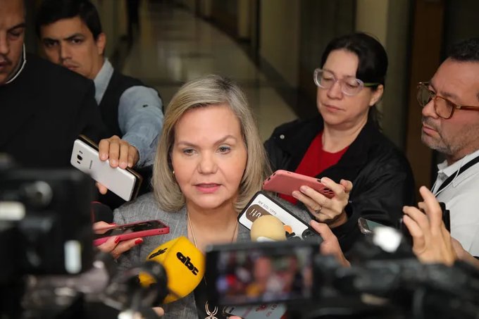 “Rafael Esquivel, Mbururu, engañó a la gente y no debería estar en el Senado”