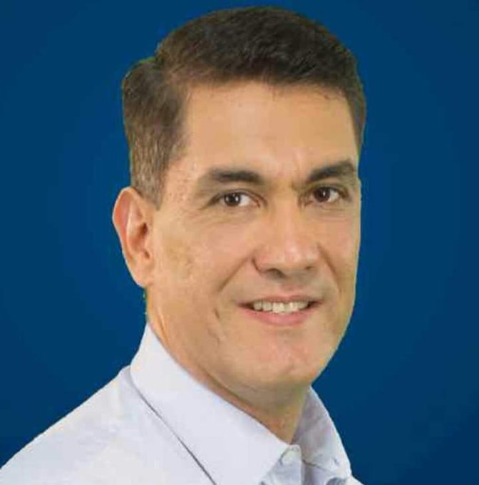 Intendente Ronald Acevedo: Que el espíritu de esta fiesta te traiga esperanza y un nuevo comienzo. ¡Feliz Año Nuevo!