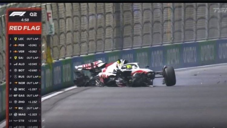 Bandera roja por accidente de Mick Schumacher