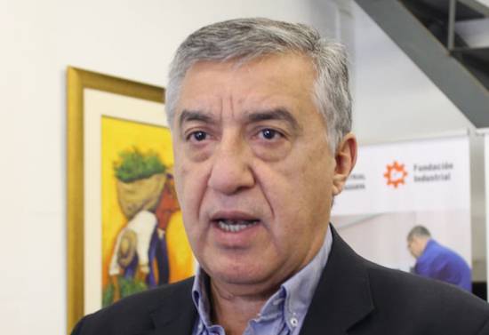 Salud saldaría deuda con farmacéuticas en febrero de 2024