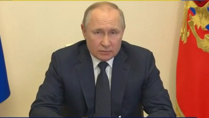 Putin concede el perdón al asesino del periodista
