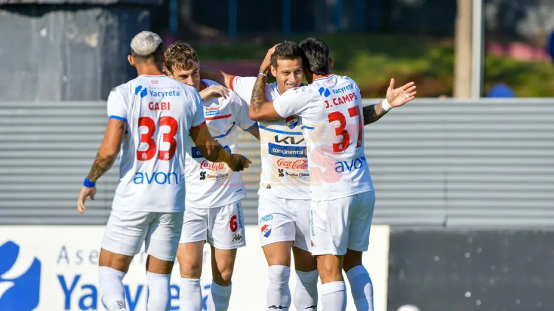 Nacional golea para continuar en la cima