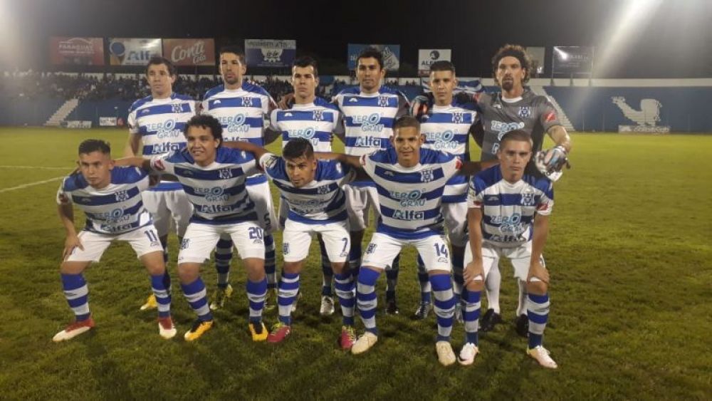 2 de Mayo se quedó con los tres puntos y sin técnico