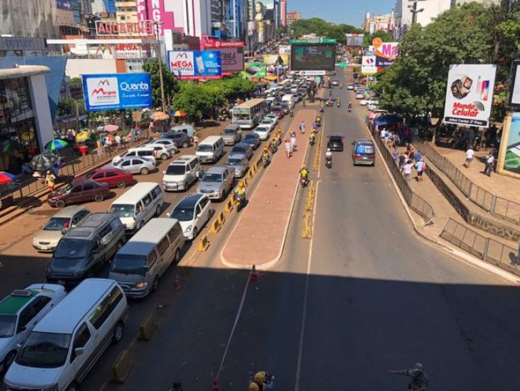 Comerciantes de CDE alistan sus locales ante inminente reapertura del Puente de la Amistad