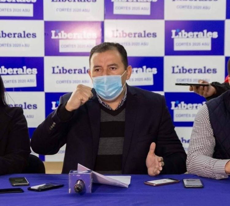 Líder Amarilla reivindicó titularidad de la Contraloría para un liberal