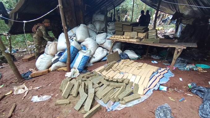 SENAD destruyó más de 500 toneladas de marihuana en el Parque Nacional Caazapá