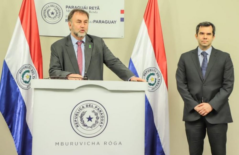 Ministro aclara que se respetará el tope del Déficit Fiscal