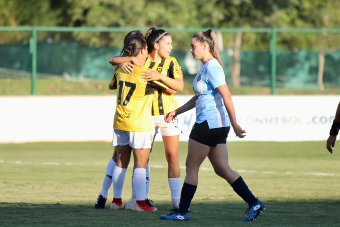 Guaraní golea y no le pierde paso a Olimpia