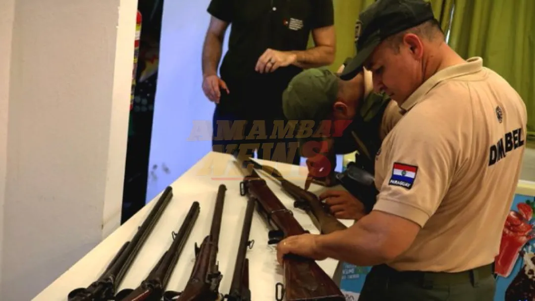 Incautan armas que habrían utilizado en cacería ilegal desde un helicóptero