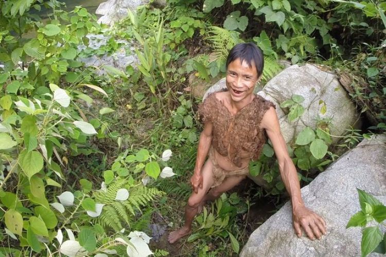 Vietnamita que vivió 40 años en la jungla muere de cáncer