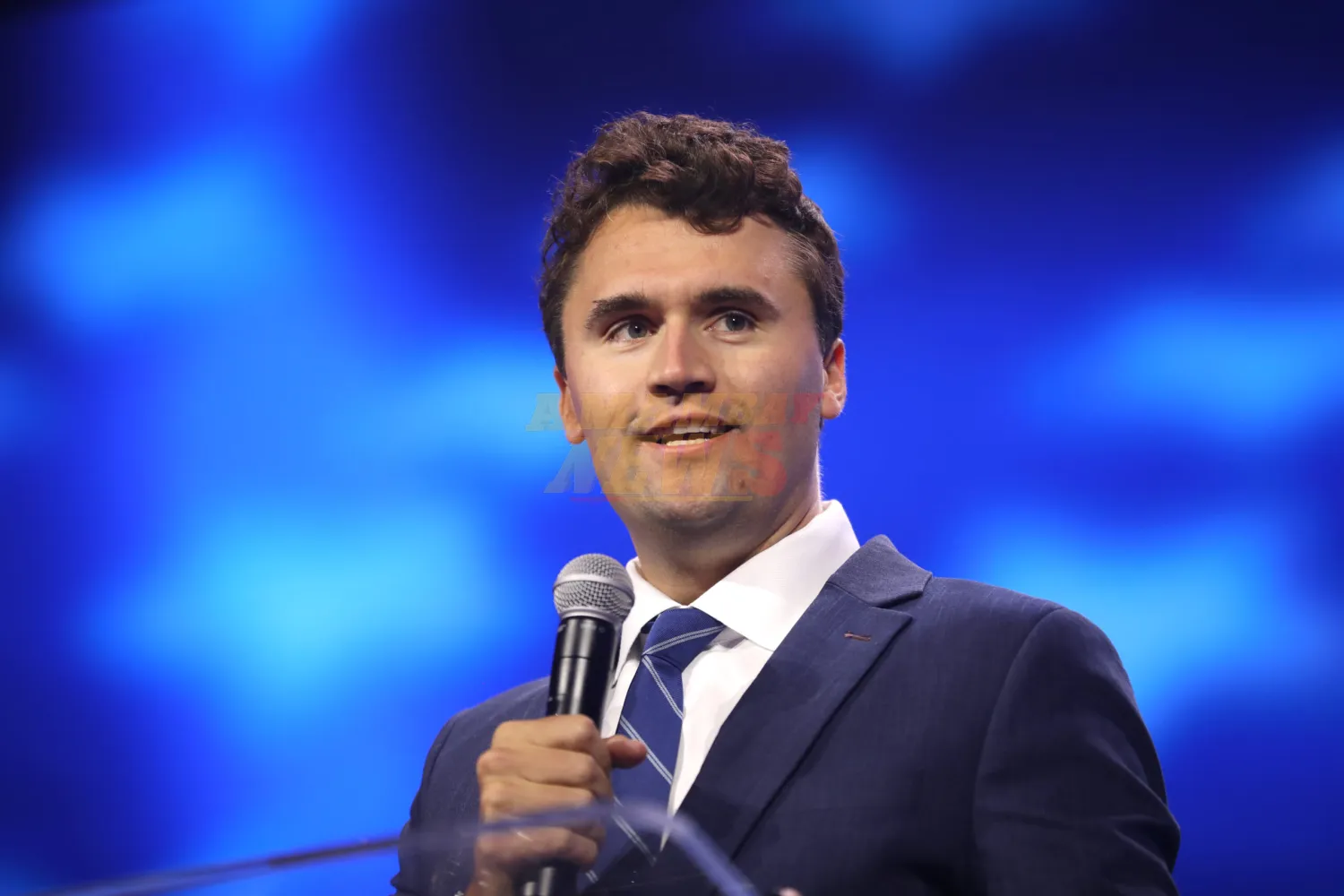 EE.UU. revocó la visa de un paraguayo por «burlarse» de la muerte de Charlie Kirk
