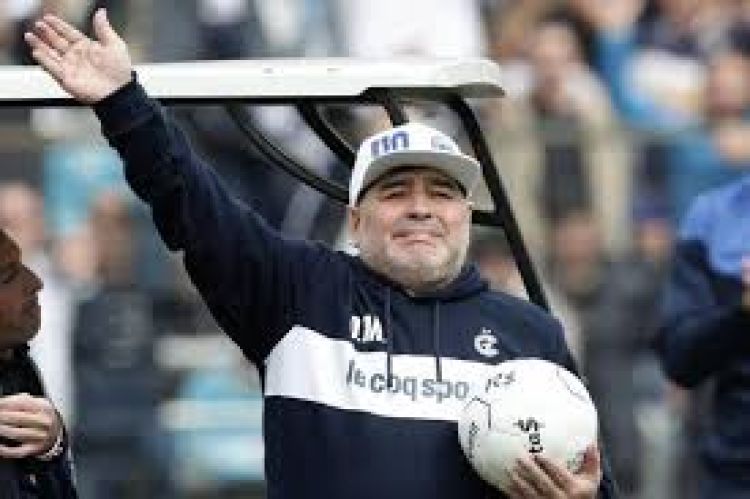 A 61 años del nacimiento de Maradona
