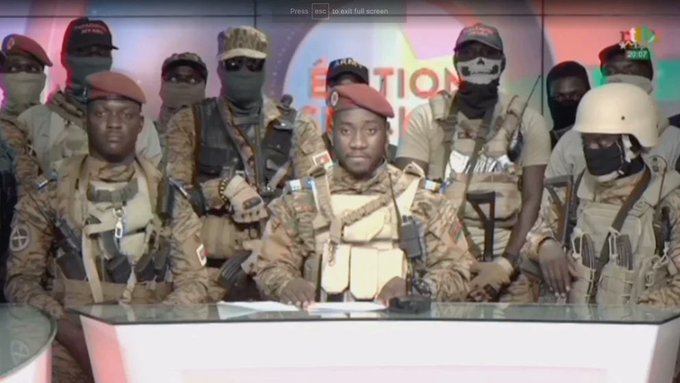Otro golpe de Estado en Burkina Faso: destituyeron a la junta militar que tomó el poder en enero