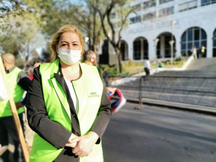 Absuelven a la activista María Esther Roa
