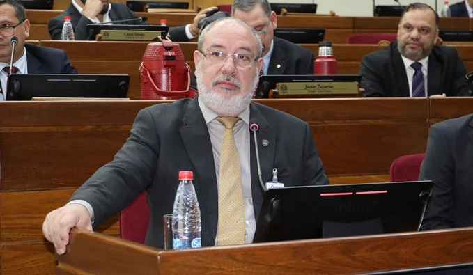 Justo Zacarías logra acuerdo del Senado para dirigir Itaipu