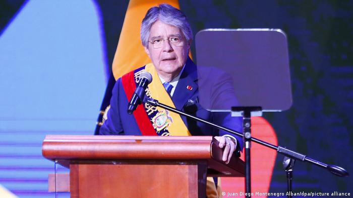 Guillermo Lasso declina ser candidato a comicios en Ecuador