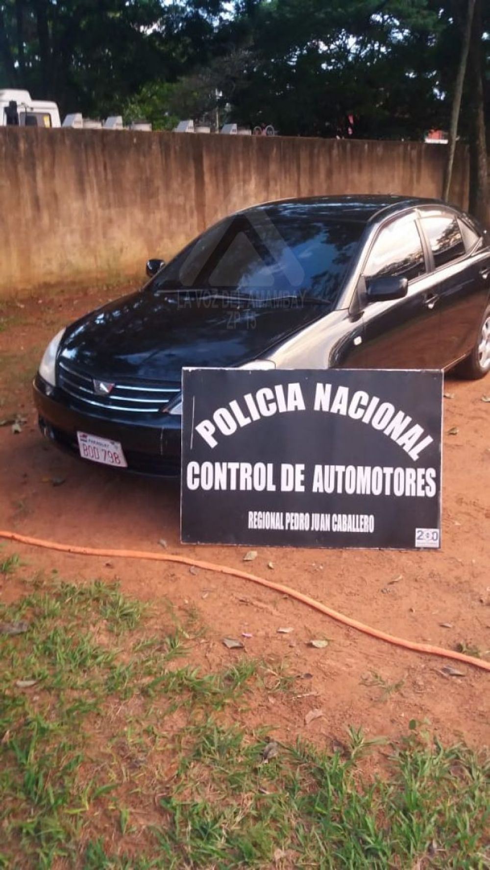 Sujeto con varios antecedentes por violencia detenido con auto robado