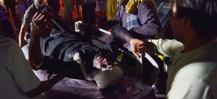 Pentágono confirma muertos y heridos tras dos explosiones en aeropuerto de Kabul