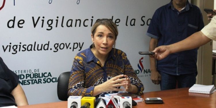 Covid-19: No hay un descenso de la curva, los casos aumentan en vez de bajar