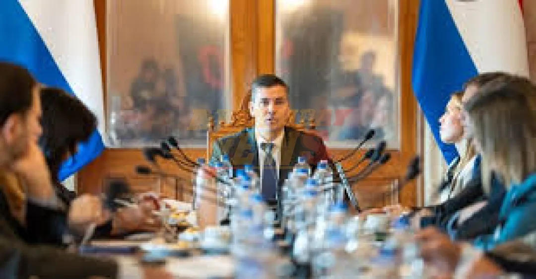 Un gabinete millonario: los ministros con más patrimonio en el gobierno de Santi
