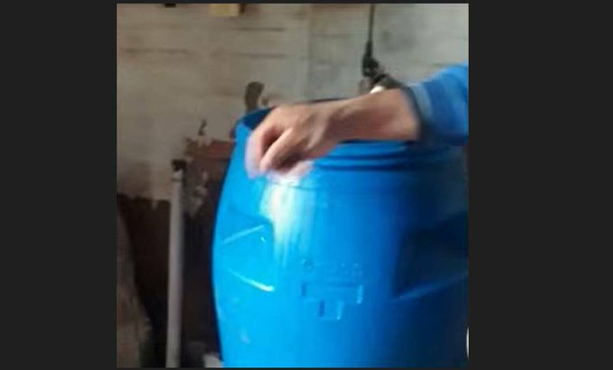 Madre que habría introducido a sus hijos a tambor de cloro estaría embarazada