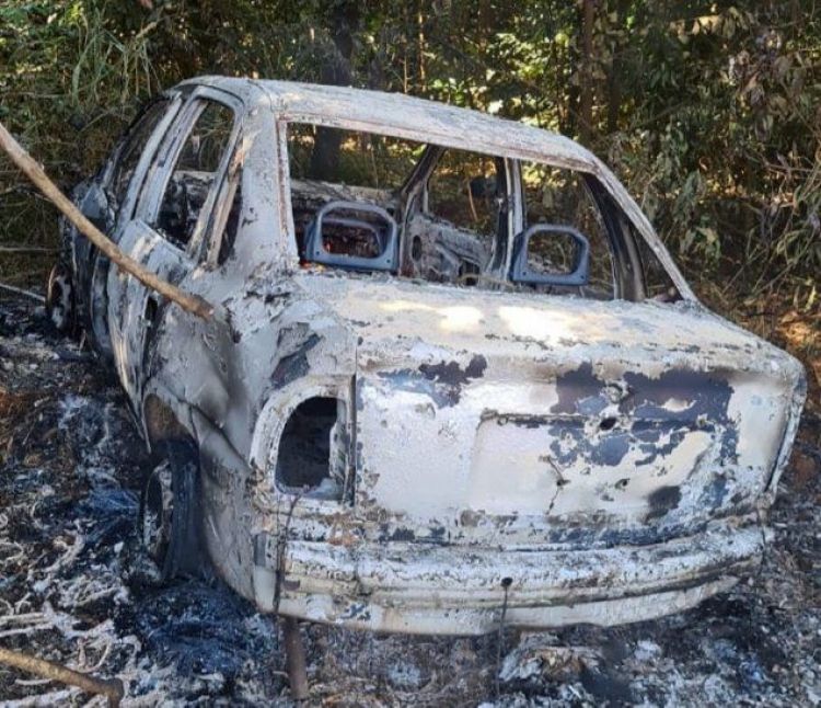 Incineran vehículo utilizado en millonario asalto en Pedro Juan Caballero