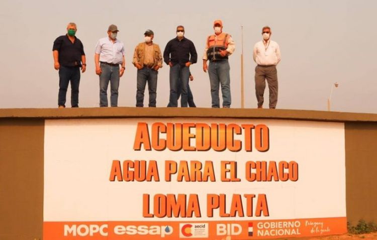 En día histórico para el Chaco inició la distribución de agua potable a unos 80.000 pobladores
