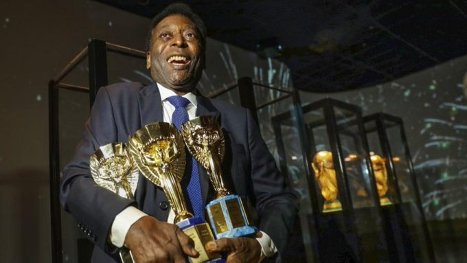 Pelé es hospitalizado nuevamente en São Paulo