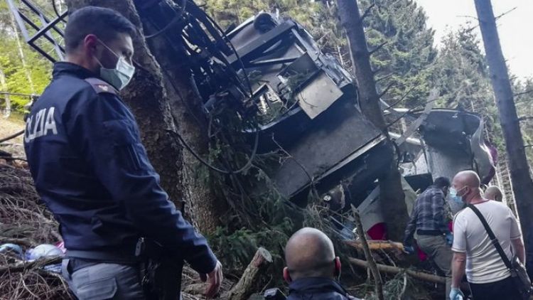 No descartan error humano como causa del accidente en teleférico de Italia
