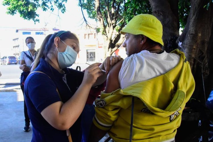 Salud Pública reporta 2 muertes y 63 contagios por Covid-19