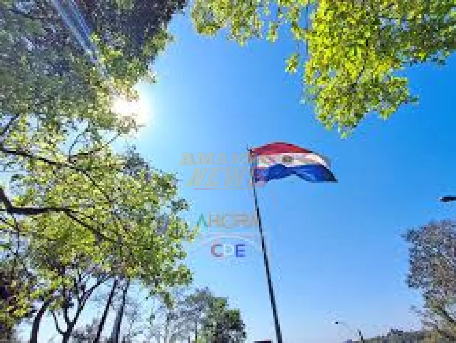 Jueves con ambiente muy caluroso y chaparrones en gran parte del país