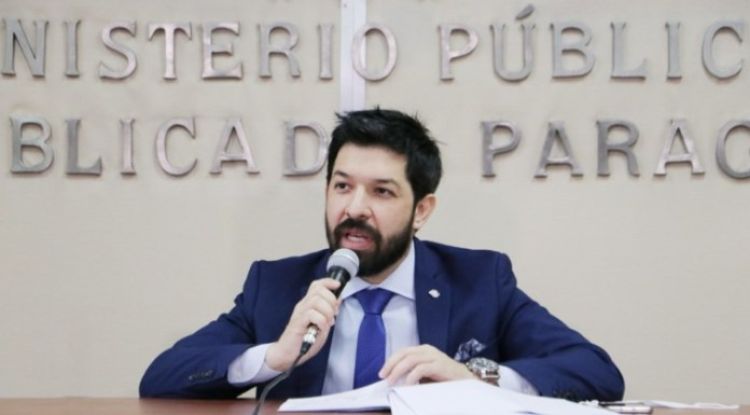 Bancos piden prórroga para responder sobre Luis Arza