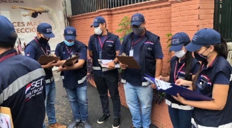 Fiscalizadores de la SET fueron atacados por comerciantes de Nanawa