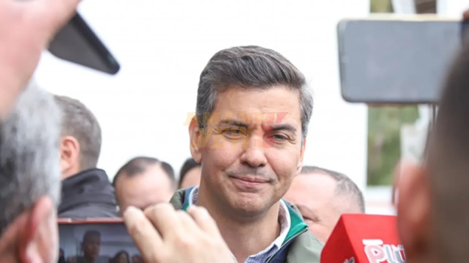 Santi actualiza su DD.JJ. y pide una revisión total a la Contraloría