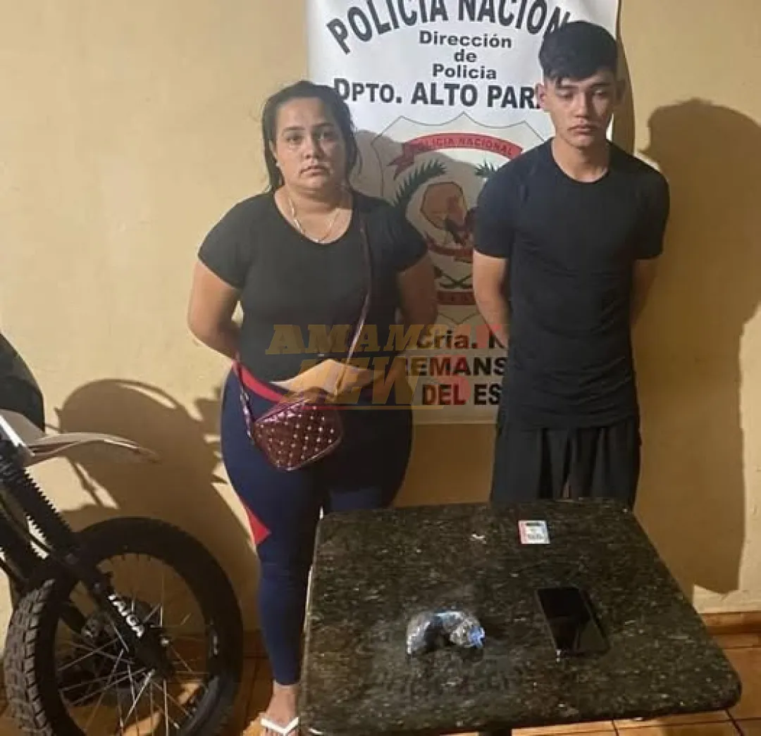 Transportaban droga escondida en la ropa de su bebé de tres meses