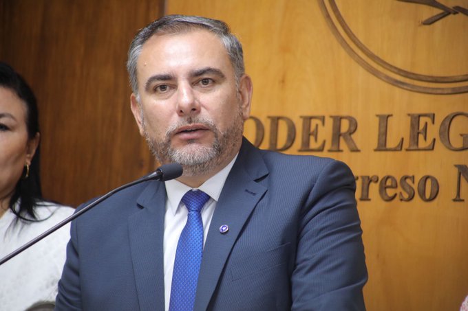 Senador denuncia que en el JEM se le citó a fiscales para reunirse con miembros del PCC