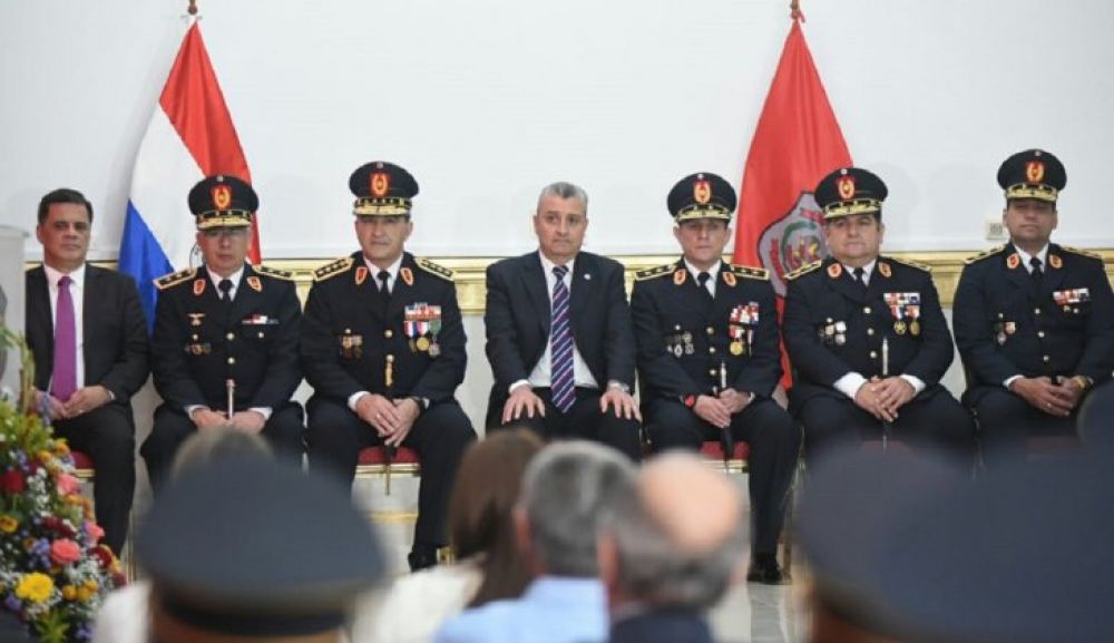 Francisco Resquín asume como nuevo comandante de la Policía Nacional