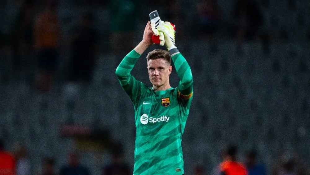 Ter Stegen renueva con el Barcelona hasta junio de 2028