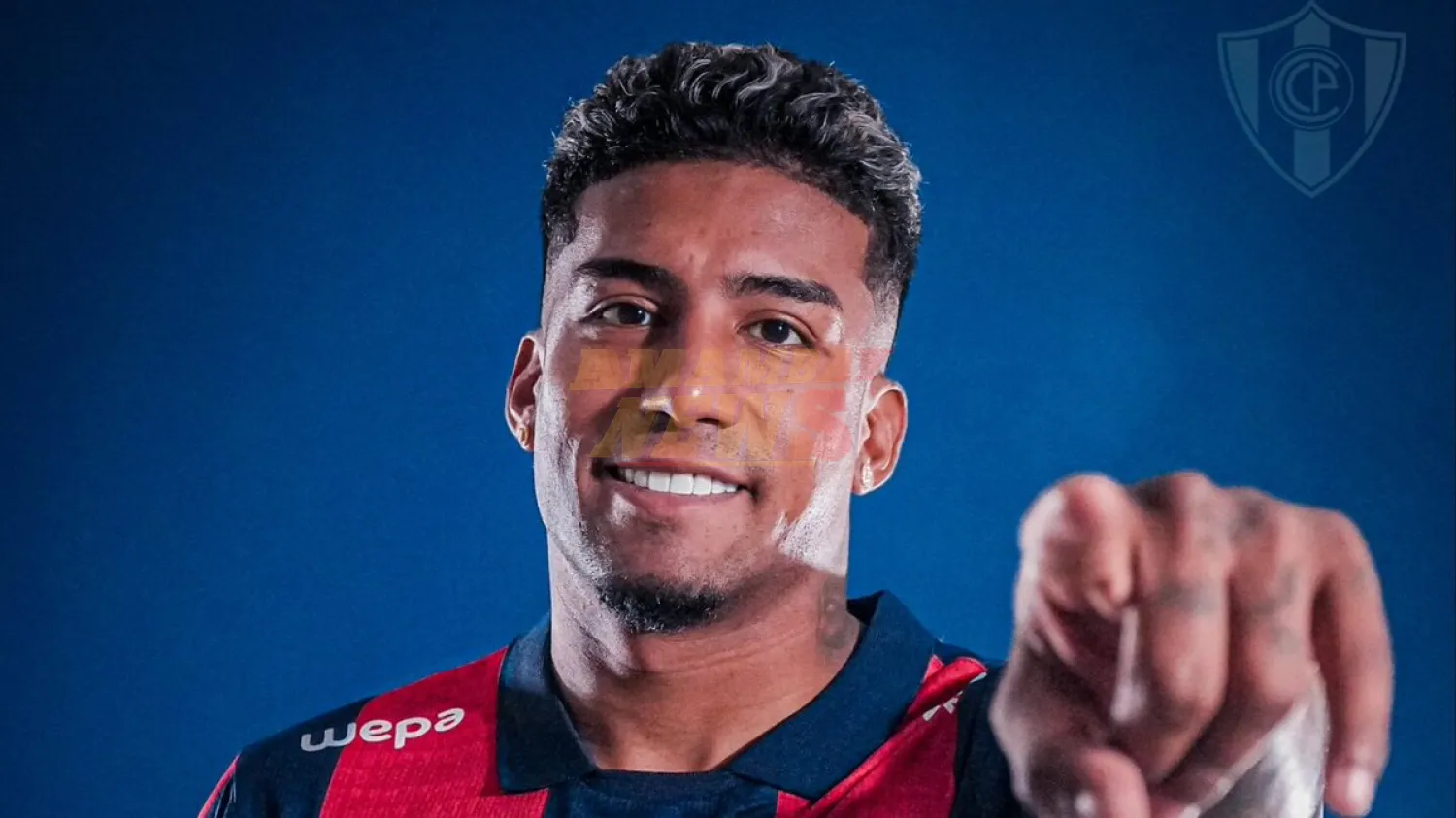 Santiago Mosquera es presentado en Cerro Porteño