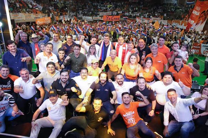 CDE: Yo Creo aglutinó una multitud durante encuentro con Efraín Alegre
