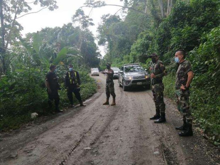 Asesinan a un alcalde y su esposa en un valle cocalero de Perú