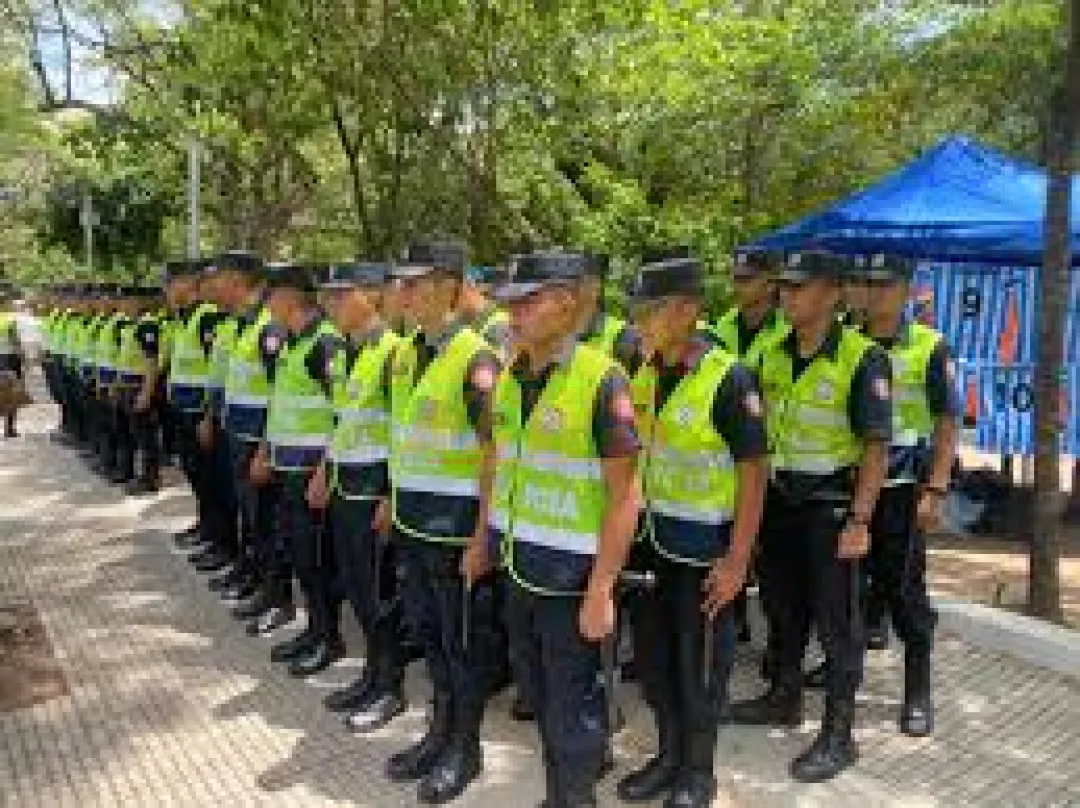 Casi 30 cuidacoches fueron demorados anoche en inmediaciones del Defensores