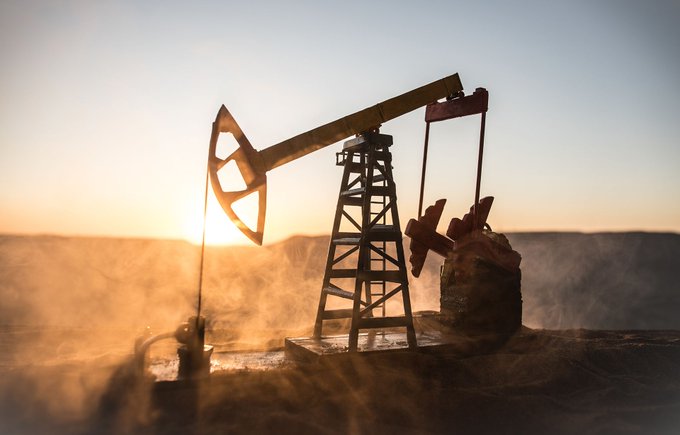 Precios del petróleo se dispararon este lunes