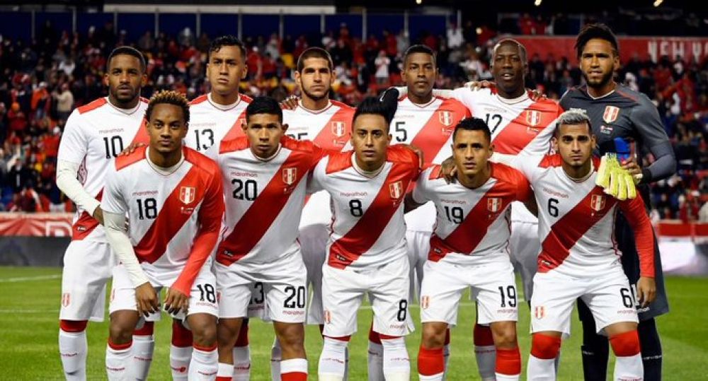 Perú pierde un hombre clave para su estreno ante la Albirroja