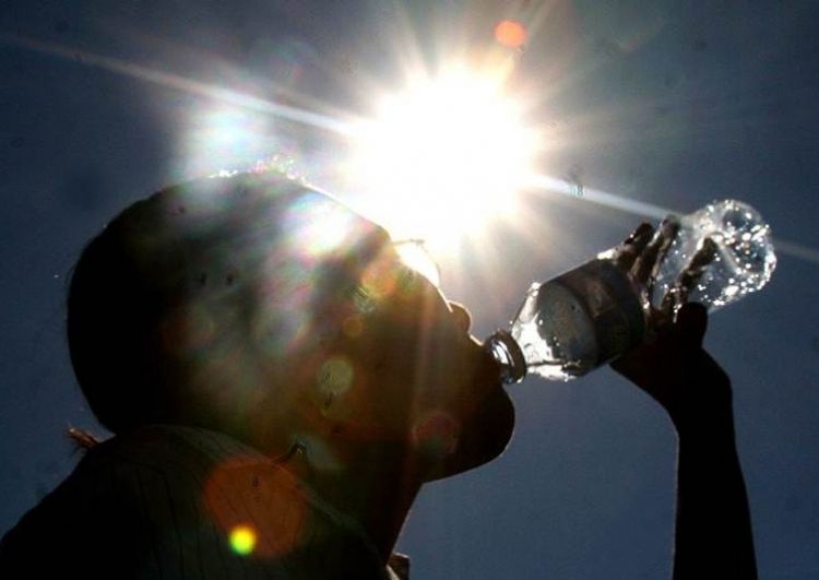Domingo con alta temperatura, descenso desde mañana
