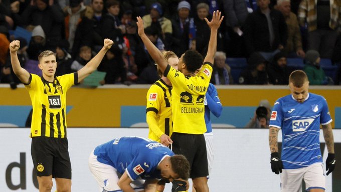 Brandt pone líder al Borussia Dortmund