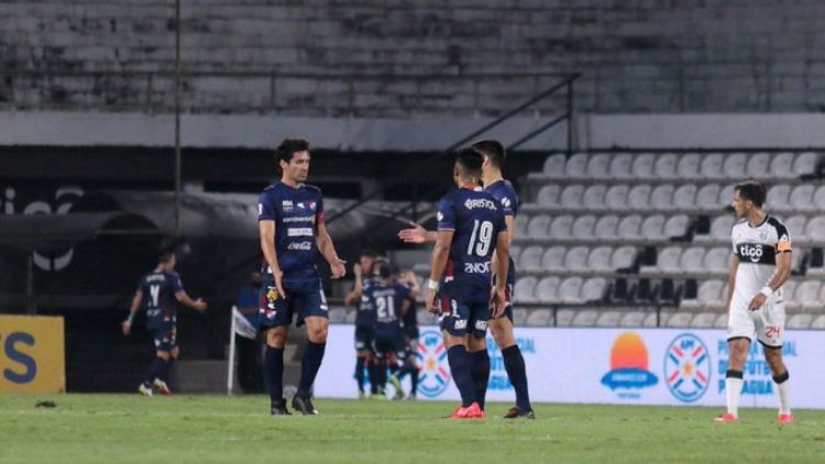 Nacional logra triunfo vital ante Olimpia